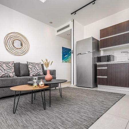 Superb 1,5 Bdr W Balcony Close To The Beach Тель-Авив Экстерьер фото